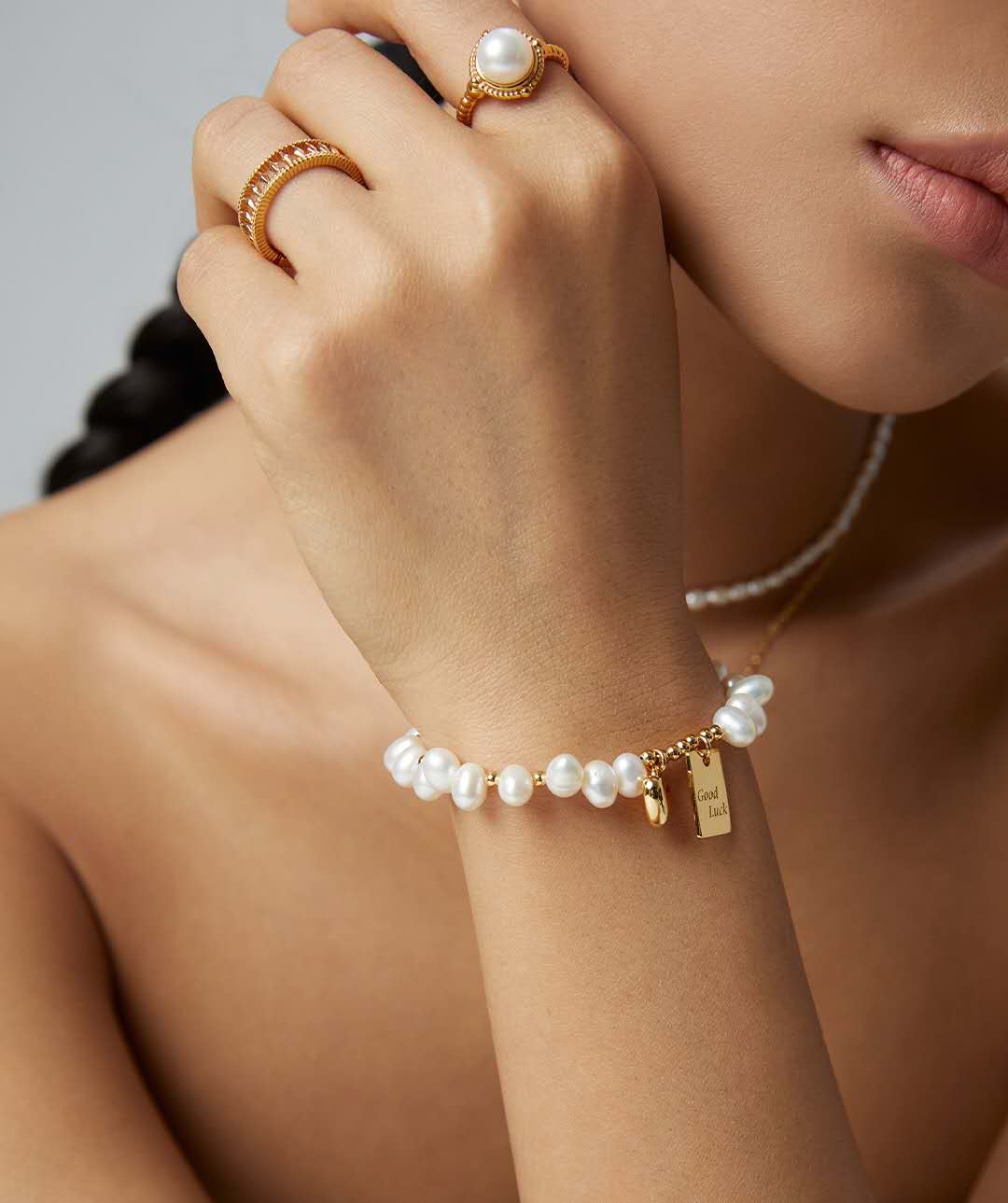 Pulsera perla de agua natural
