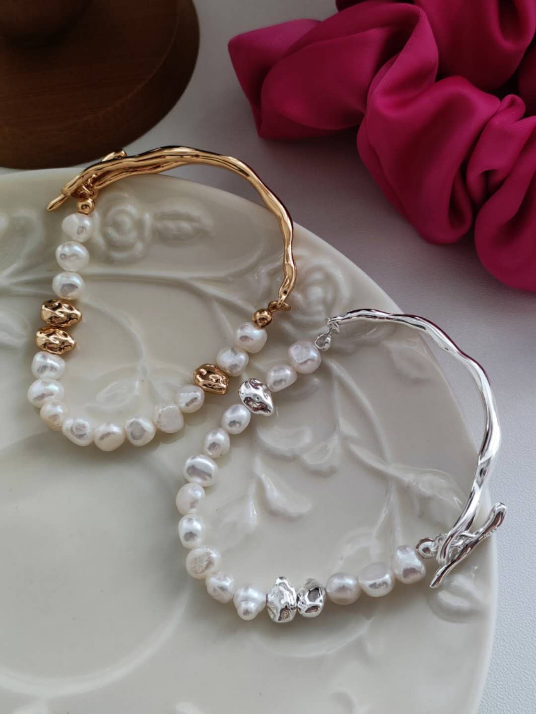 Pulsera perla natural de agua dulce y plata de ley S925 baño de oro 18K